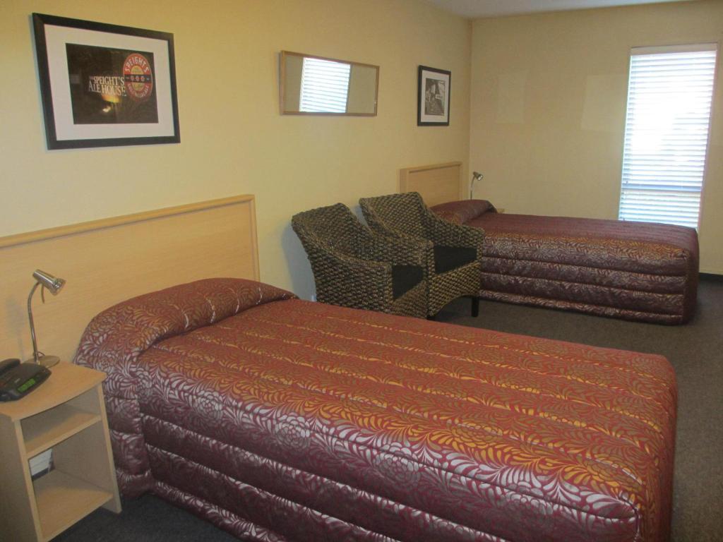 Alhambra Oaks Motor Lodge Dunedin Rum bild