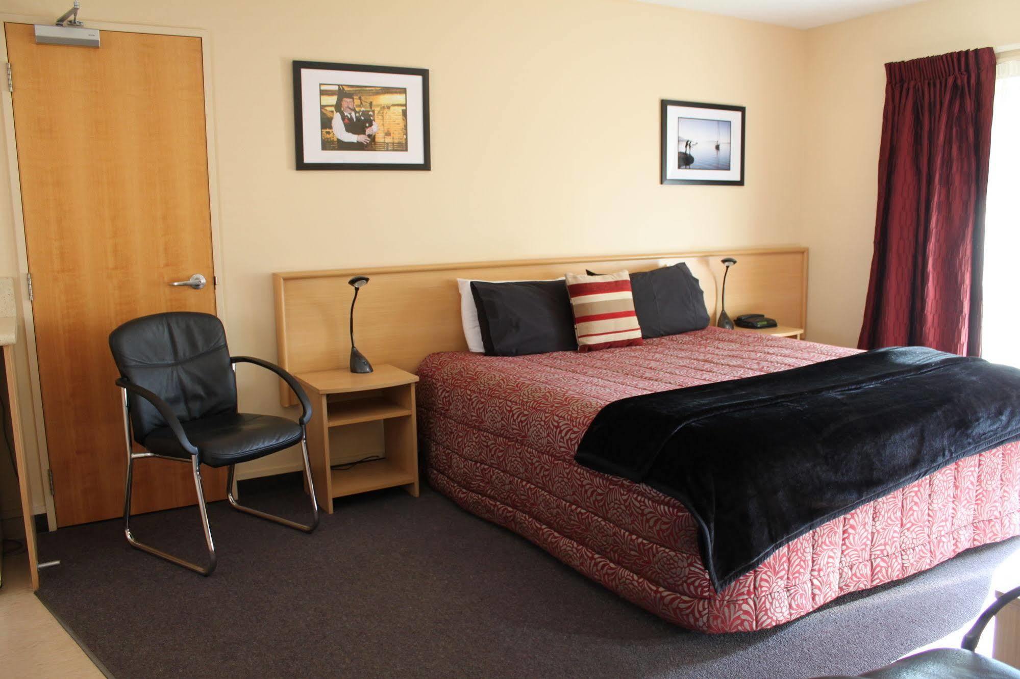 Alhambra Oaks Motor Lodge Dunedin Exteriör bild