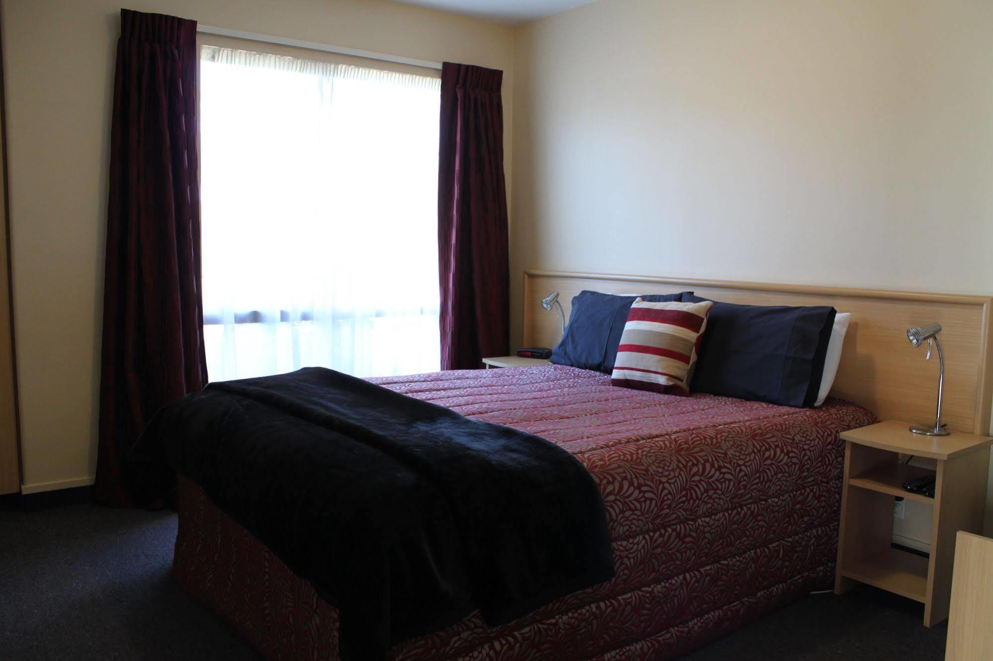 Alhambra Oaks Motor Lodge Dunedin Exteriör bild
